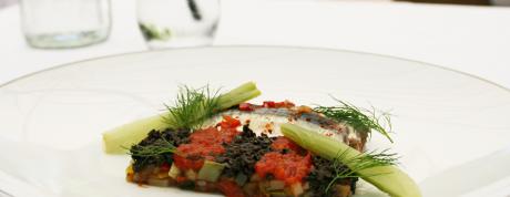 Recette entrée froide : sardines marinées sur lit de ratatouille